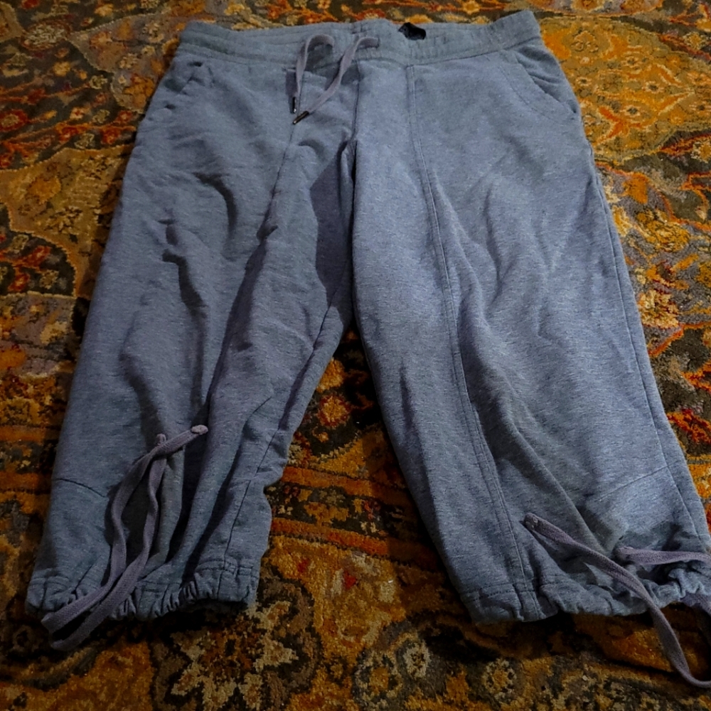 Mondetta cropped casual pants